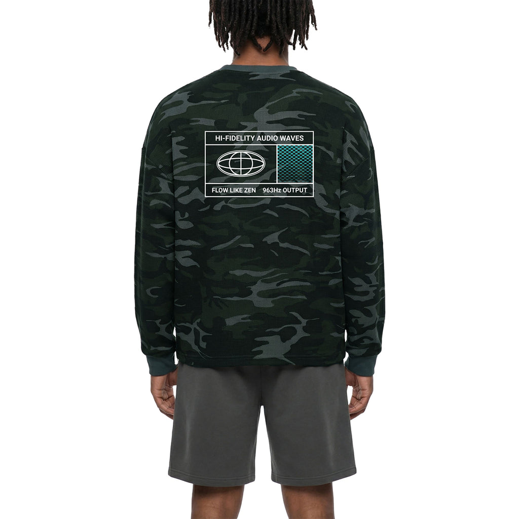 HI-FI AUDIO WAVES, Waffle, Boxy Long Sleeve Camo Tee